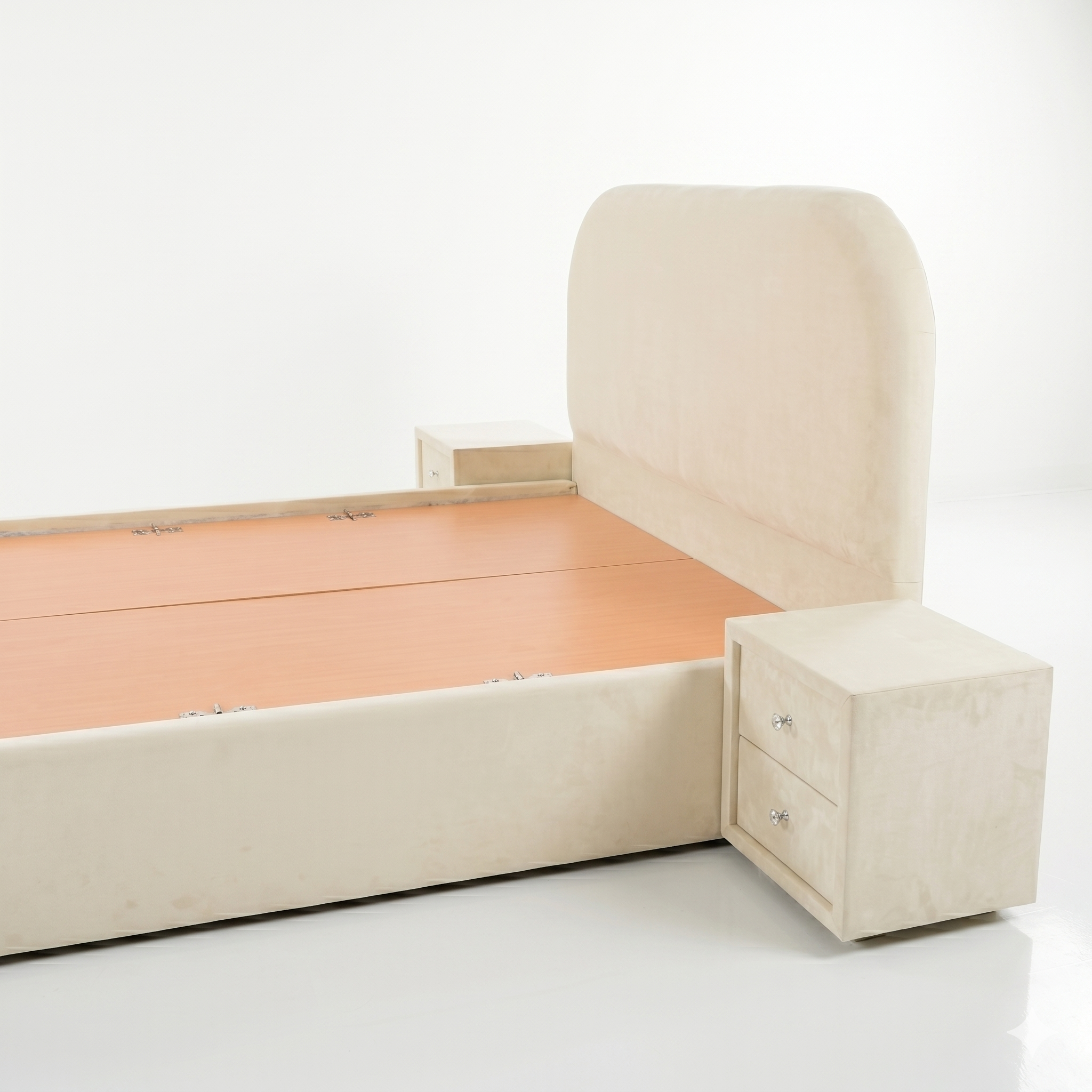 Cream Curved Upholstered Bed - image 2